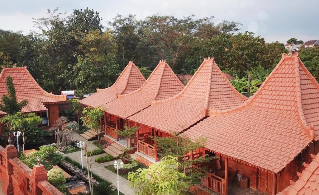 Joglo Jawa Jepara Exterior photo