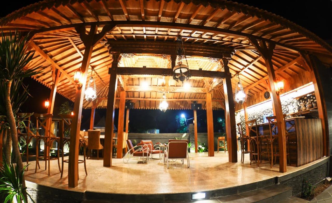 Joglo Jawa Jepara Exterior photo